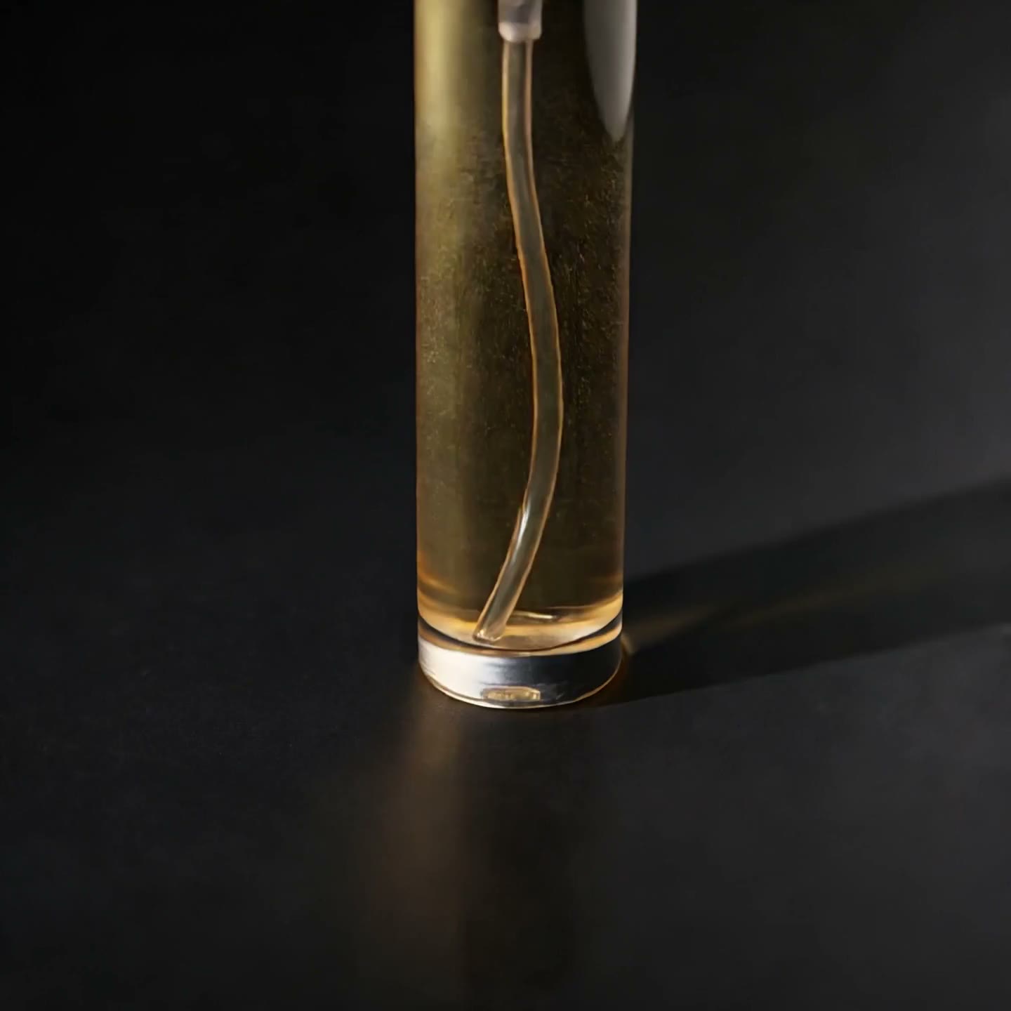 VVS Parfums — decant en rotación